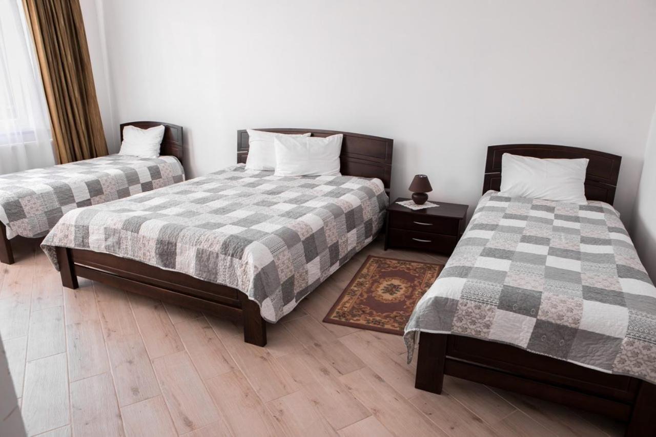Illara Spa Hotel Irshava Buitenkant foto