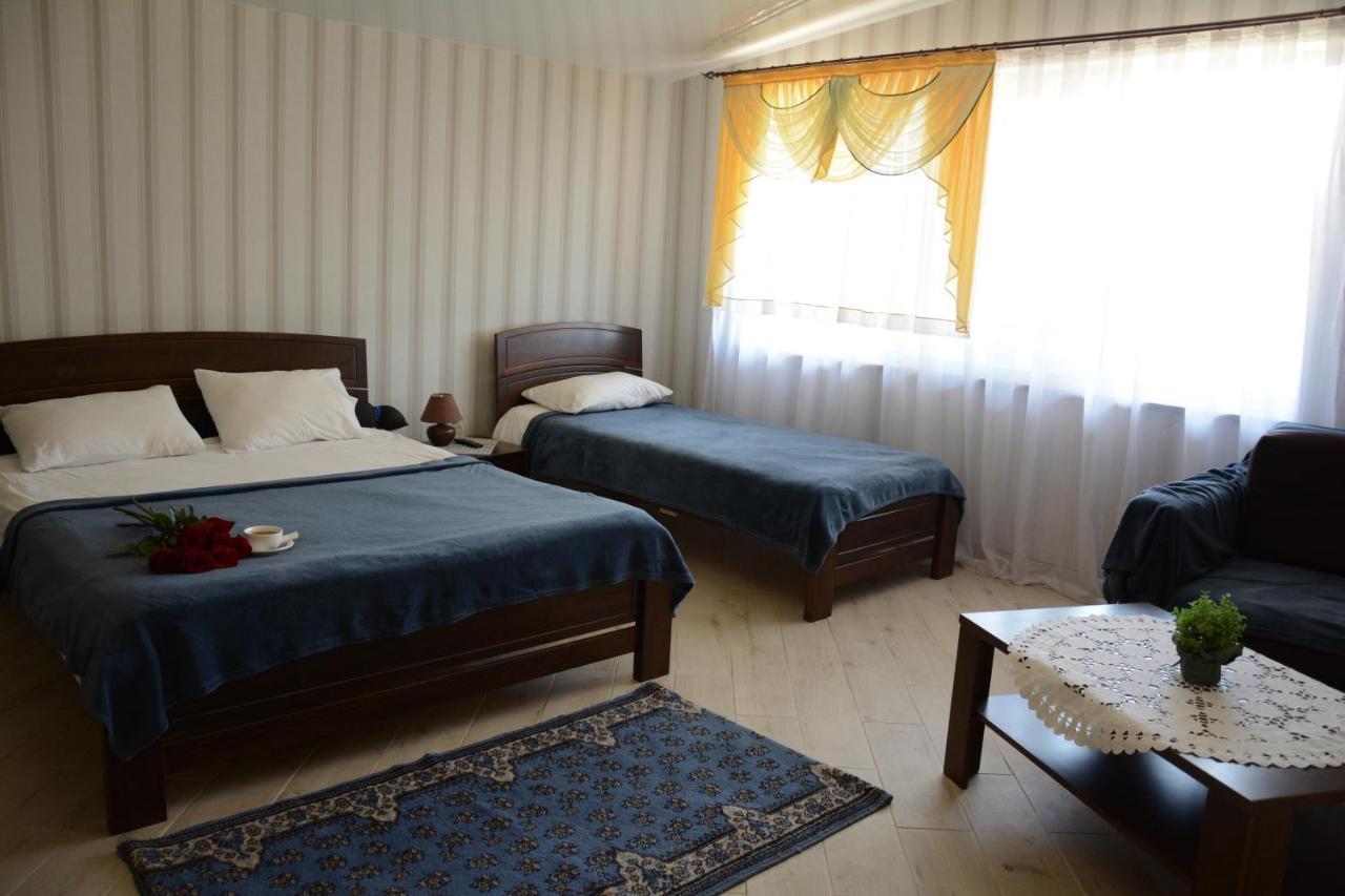 Illara Spa Hotel Irshava Buitenkant foto