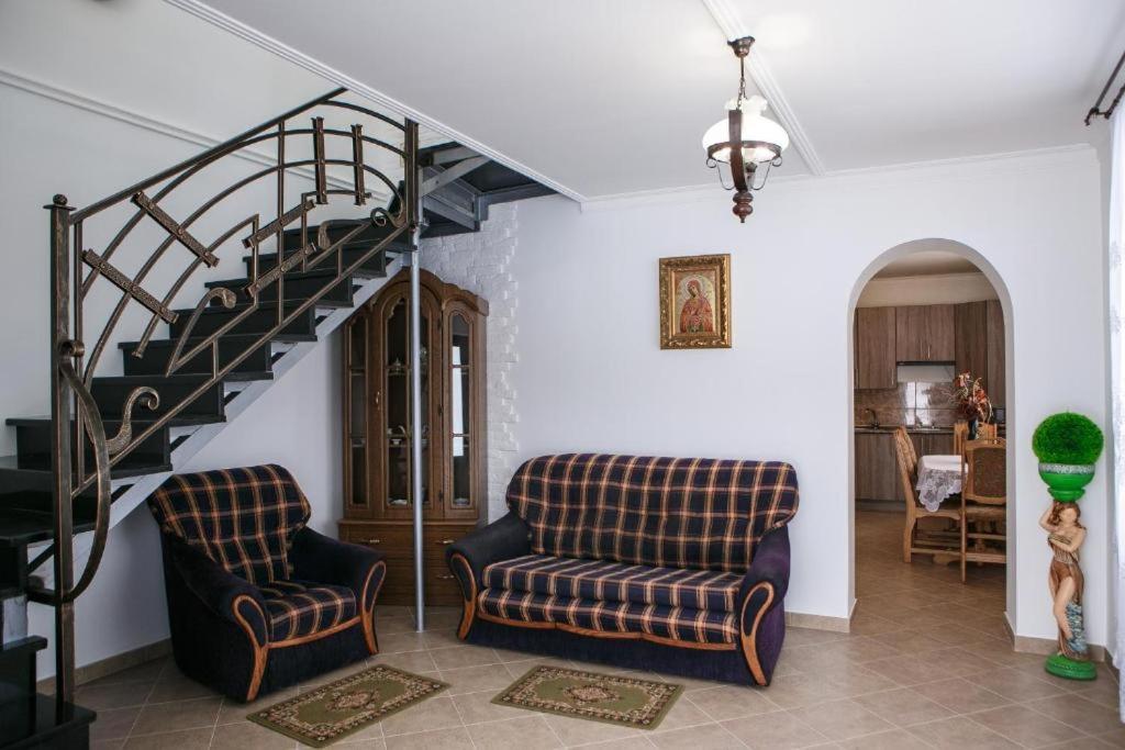 Illara Spa Hotel Irshava Buitenkant foto
