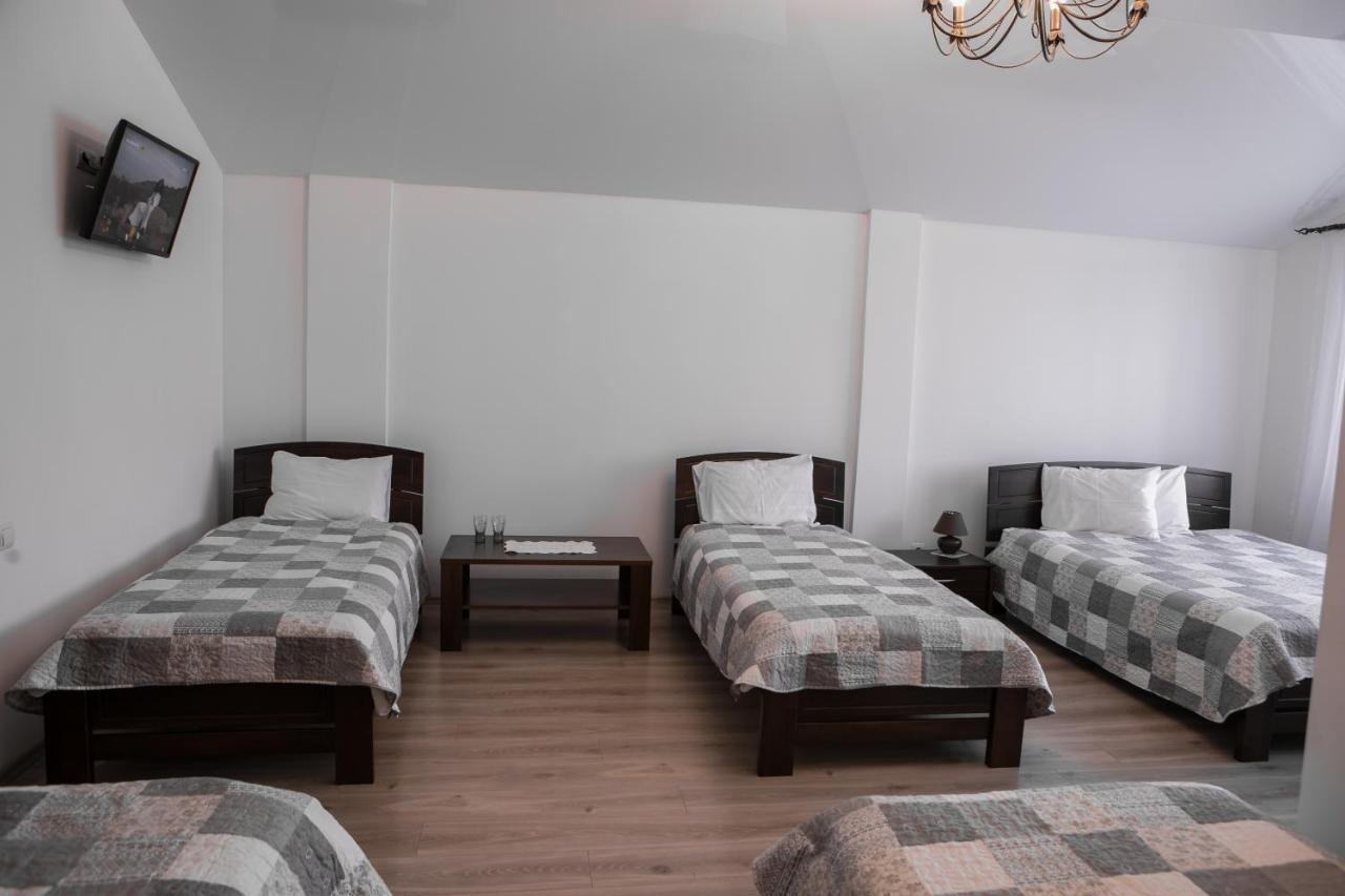 Illara Spa Hotel Irshava Buitenkant foto