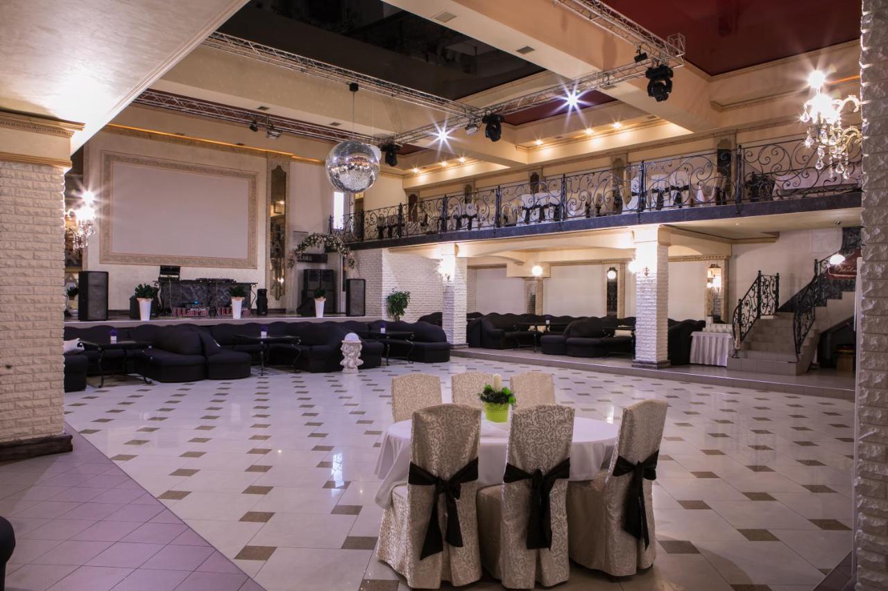 Illara Spa Hotel Irshava Buitenkant foto
